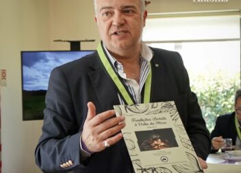 Residência Sénior Don António recebe almoço temático com a Confraria da Cherovia