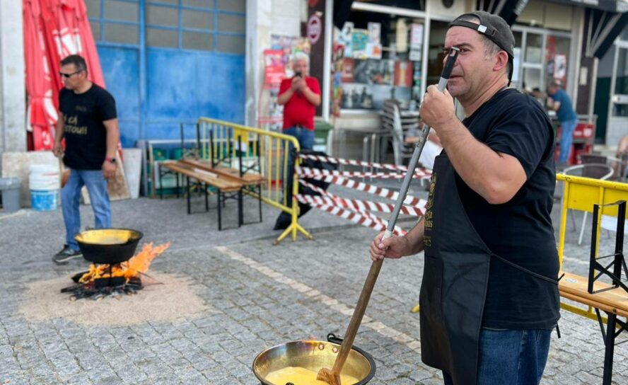 Utentes do Lar Major Rato marcam presença Festa das Papas