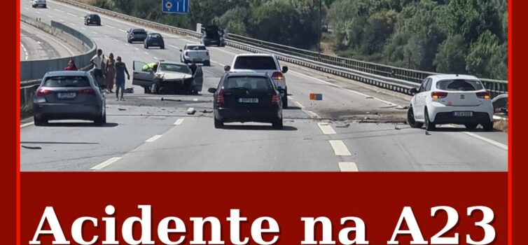 Acidente na A23 faz dois feridos