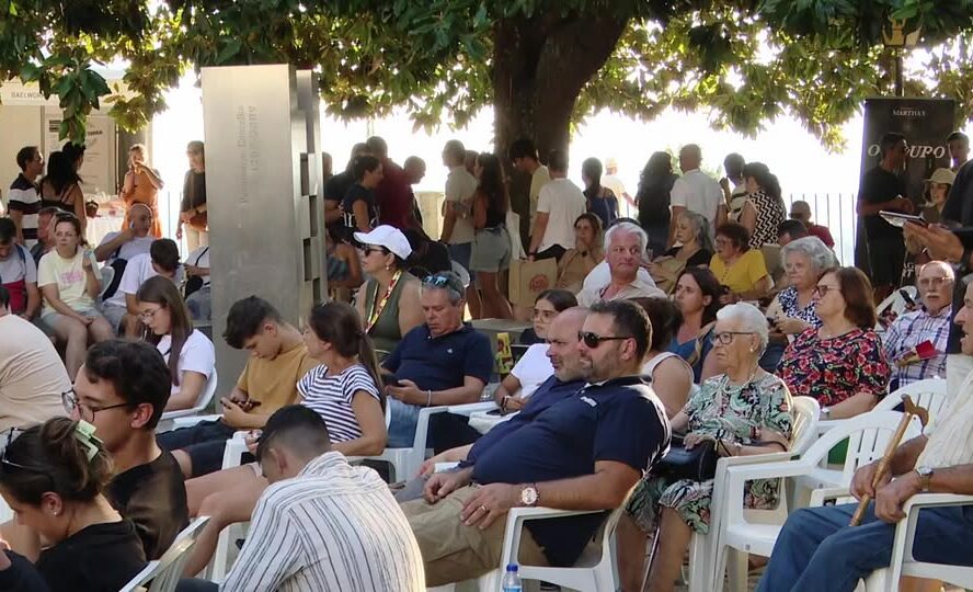 Atuação de O Bardo da Gardunha, na Feira Terras do Lince, em Penamacor