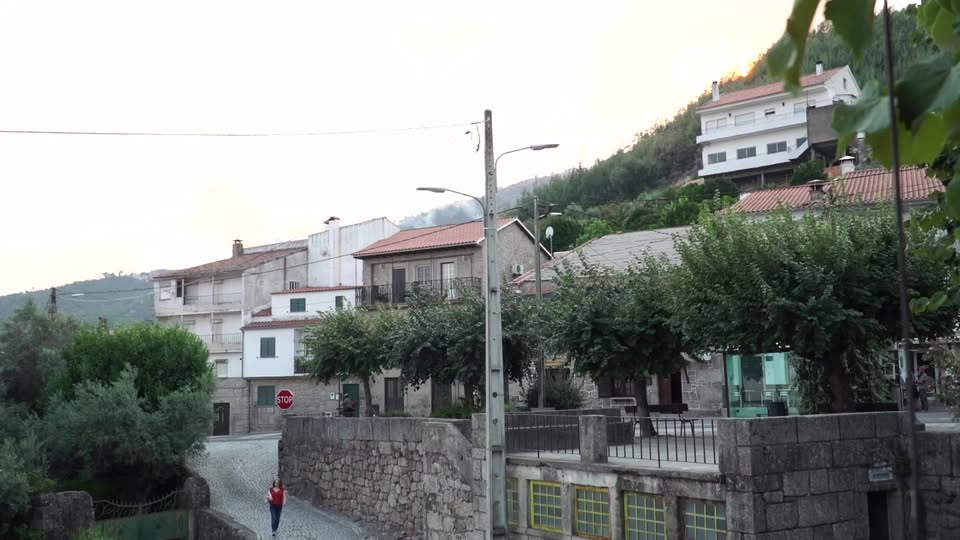 EM DIRETO: BEIRA BAIXA TV / INCÊNDIO EM ALPEDRINHA / FUNDÃO