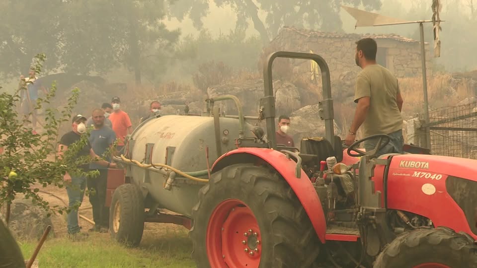EM DIRETO: BEIRA BAIXA TV / INCÊNDIO EM LOURICAL DO CAMPO