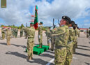 Jovens militares prestam Juramento de Bandeira