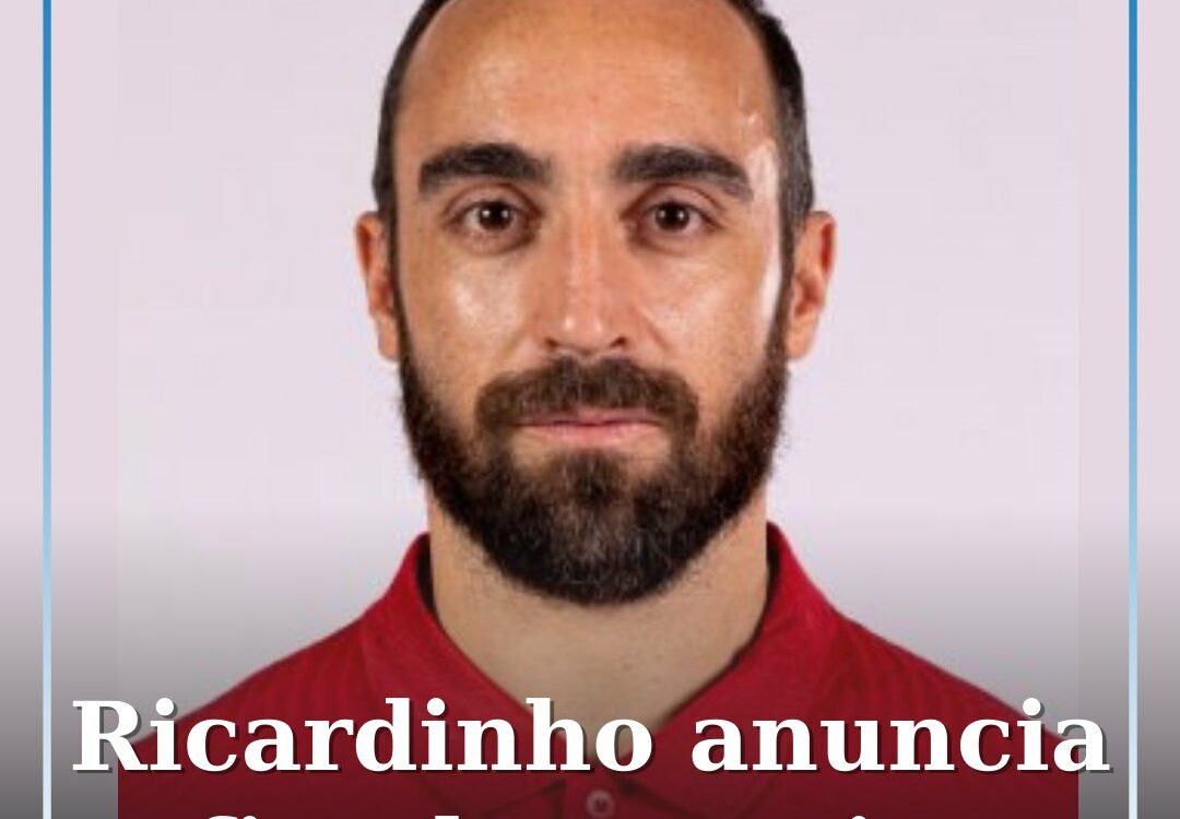 Ricardinho anuncia fim da carreira