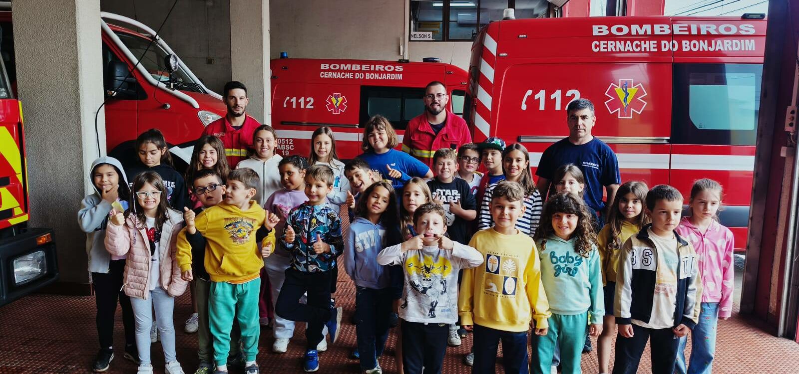 Crianças visitam quartel dos Bombeiros de Cernache do Bonjardim