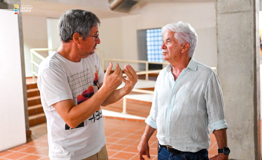 Exposição “Infinito Caleidoscópio”