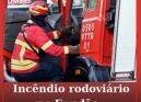 O alerta para um incêndio numa viatura ligeira de passageiros, junto à estação r