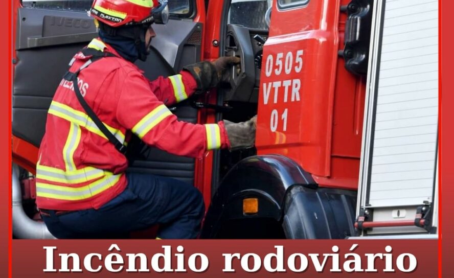 O alerta para um incêndio numa viatura ligeira de passageiros