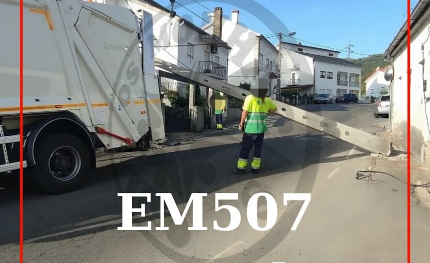 Queda de poste corta trânsito na EM507, início da Boidobra – Covilhã