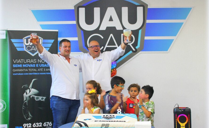 Uau Car assinala 8.º aniversário com clientes e amigos