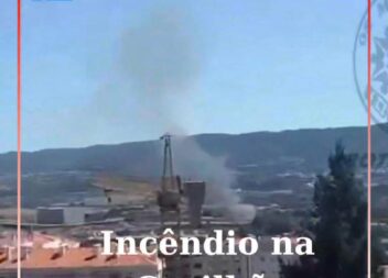 Um foco de incêndio numa zona de mato deflagrou esta tarde de segunda-feira