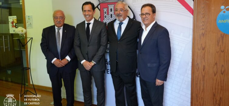 AFCB distingue entidades formadoras do distrito