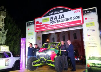 Baja Portalegre 500 arranca oficialmente com a cerimónia de apresentação dos pil