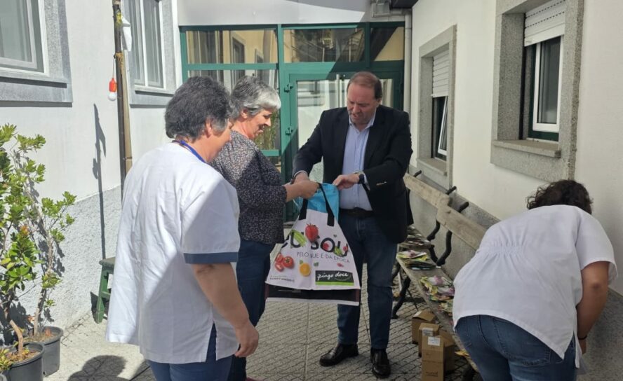 Empresas apoiam colaboradoras do Centro de Solidariedade Social de São Jorge da