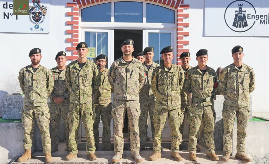 Exército capacita especialistas em defesa BQR