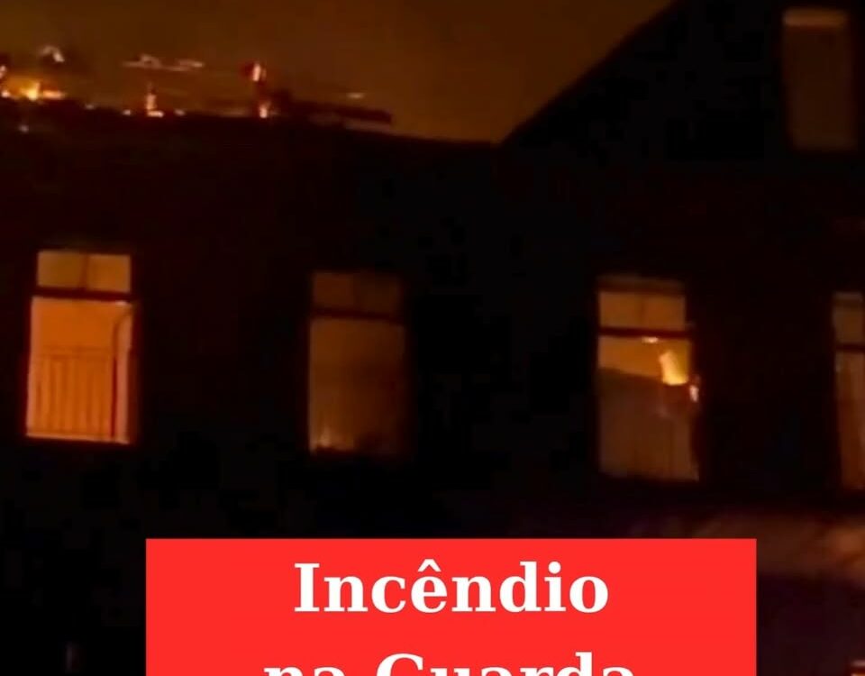Incêndio no antigo Pavilhão Rainha Dona Amélia