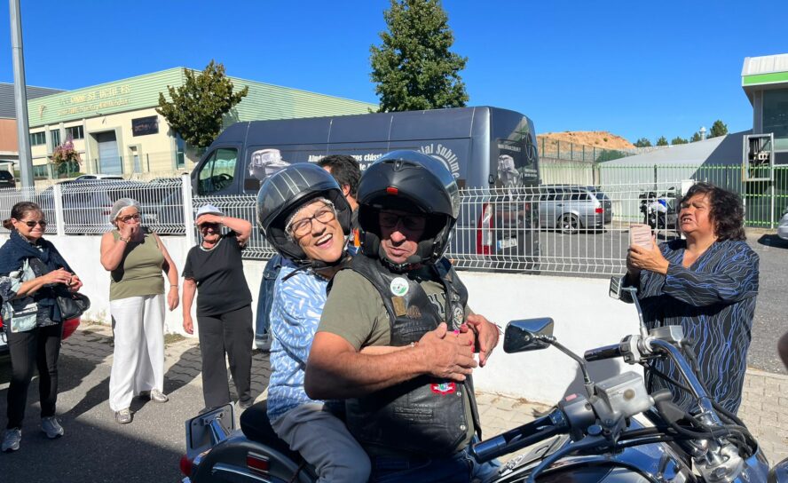 Moto Clube Covilhã Lobos da Neve celebra Dia do Idoso