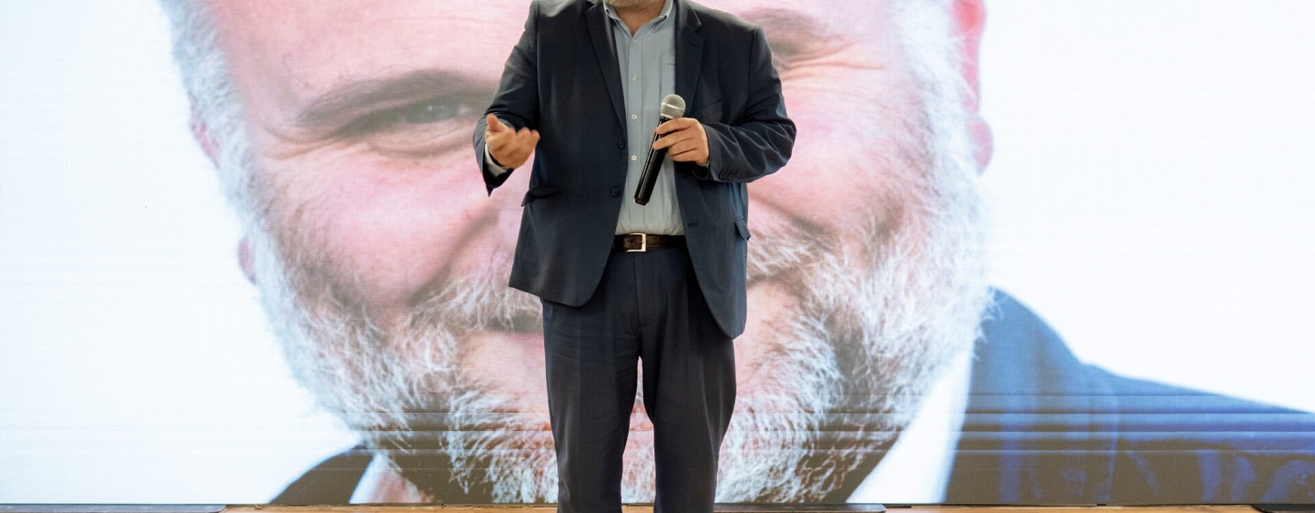 Município do Fundão homenageia Paulo Fernandes