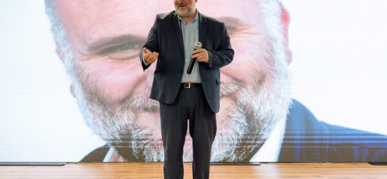 Município do Fundão homenageia Paulo Fernandes
