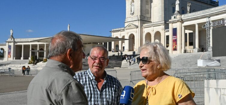Peregrinos da Diocese de Coria-Cáceres em peregrinação ao Santuário de Fátima.