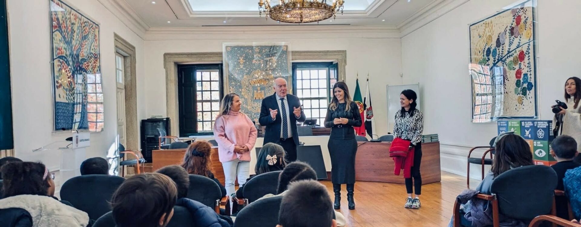 Alunos do 1.º Ano visitam Câmara Municipal de Castelo Branco no âmbito do Projet