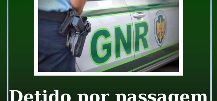 Detido por passagem de moeda falsa