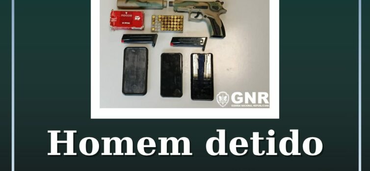 Detido por posse ilegal de arma