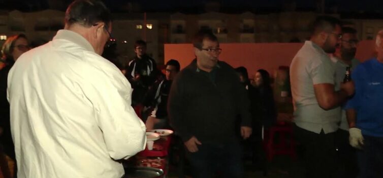 EM DIRETO: Magusto na Associação Cultural e Desportiva da Carapalha