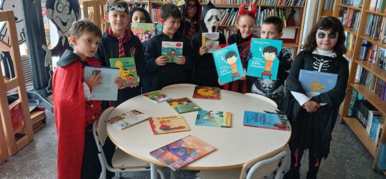 Halloween celebrado na Biblioteca da Escola Afonso de Paiva