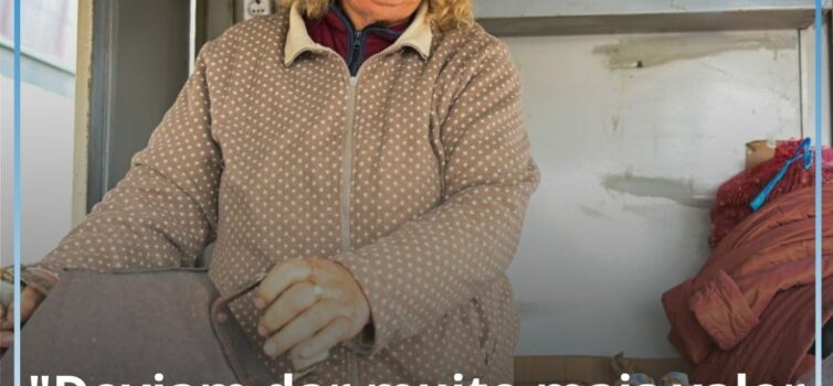 "𝗗𝗲𝘃𝗶𝗮𝗺 𝗱𝗮𝗿 𝗺𝘂𝗶𝘁𝗼 𝗺𝗮𝗶𝘀 𝘃𝗮𝗹𝗼𝗿 𝗮𝗼𝘀 𝘃𝗲𝗻𝗱𝗲𝗱𝗼𝗿𝗲𝘀 𝗱𝗲 𝗿𝘂𝗮, 𝗽𝗼𝗿𝗾𝘂𝗲 𝗲𝘀𝘁𝗮̃𝗼 𝗮 𝗮𝗰𝗮𝗯𝗮𝗿" - Fe