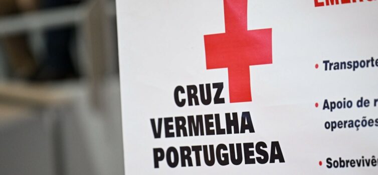 Novos voluntários da Cruz Vermelha de Castelo Branco realizam juramento de compr
