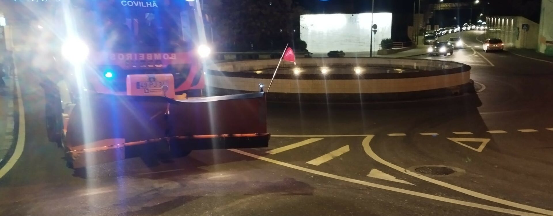 Bombeiros Voluntários da Covilhã previnem formação de gelo nas estradas