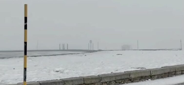 Dezembro começa com neve na Serra da Estrela