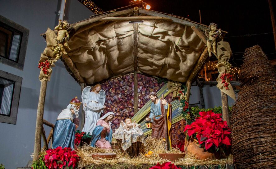 Junta de Freguesia do Estreito destaca presépio e iluminações de Natal na comuni