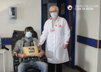 LPCC leva “Miminho de Natal” aos doentes oncológicos da ULS Cova da Beira