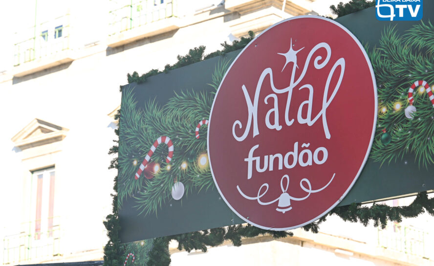 Magia do Natal anima o centro do Fundão