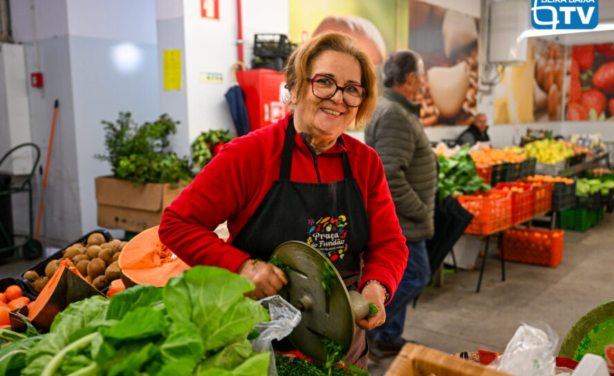 Mercado Municipal do Fundão celebra tradição e sabores natalícios com produtores