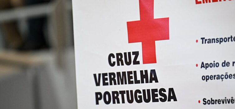Novos voluntários da Cruz Vermelha de Castelo Branco realizam juramento de compr