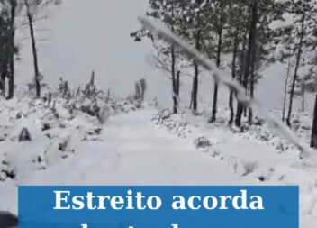 Estreito acorda coberto de neve