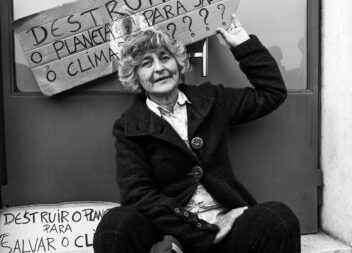 Beira Baixa TV a ajouté des photos à l’album : Manifestação contra megacentrais