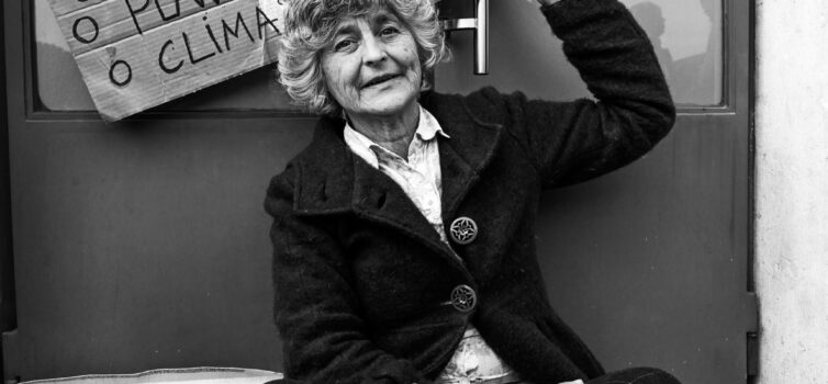 Beira Baixa TV a ajouté des photos à l’album : Manifestação contra megacentrais