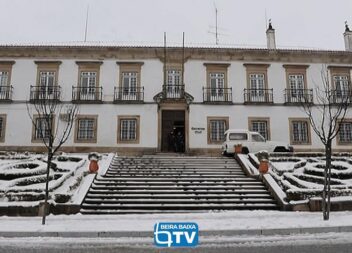 Castelo Branco coberta de branco