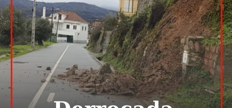 Derrocada entre duas localidades no Fundão