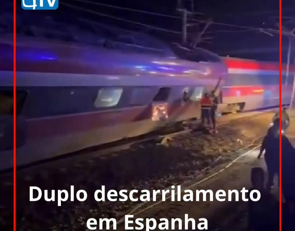 Dois comboios de alta velocidade descarrilaram este domingo na região de Córdoba