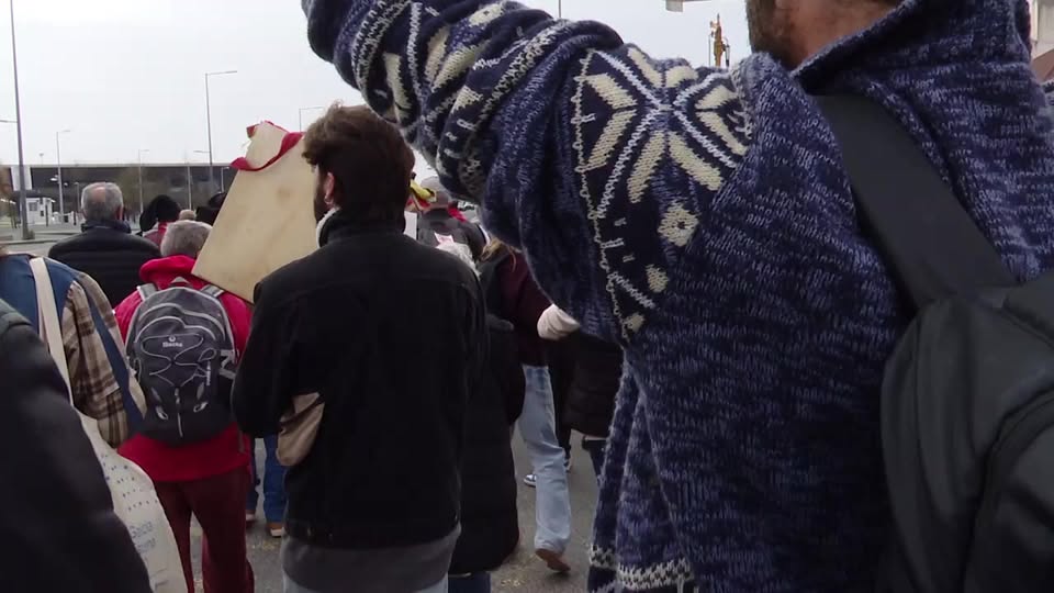 Manifesta\u00e7\u00e3o contra megacentrais solares em Lisboa\n\n\u200bSob o mote