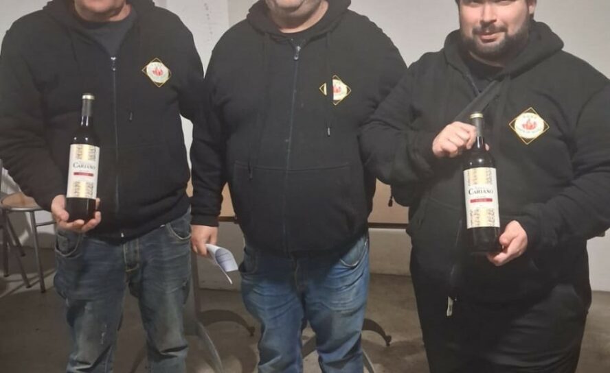 Torneio de sueca na Associação Recriativa