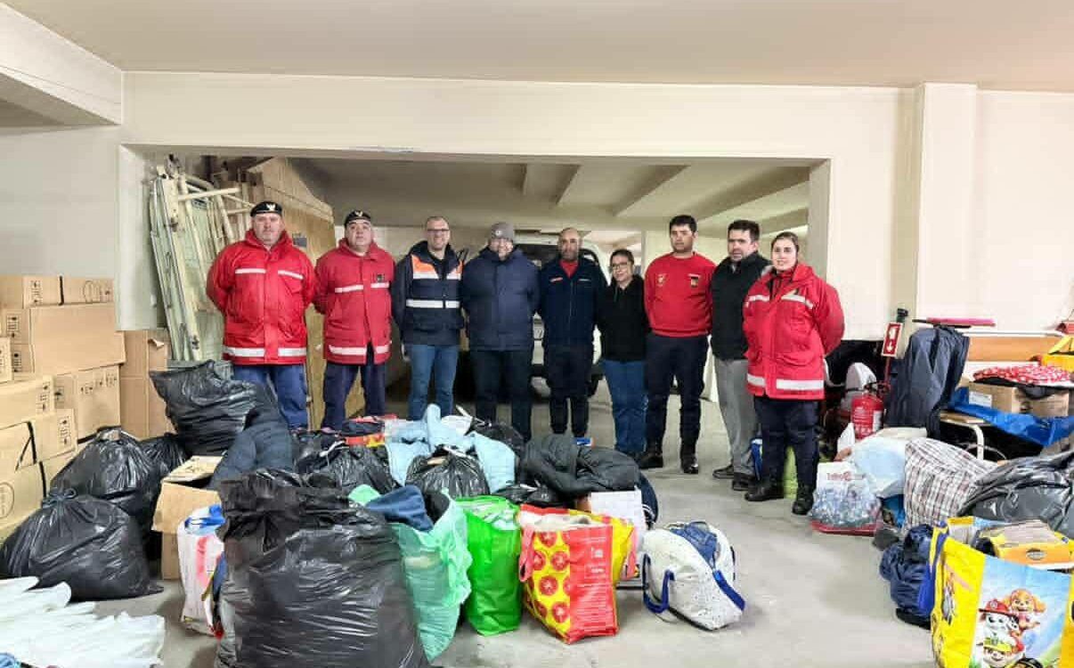 Bombeiros Voluntários de Vila Franca das Naves apoiam população da Sertã