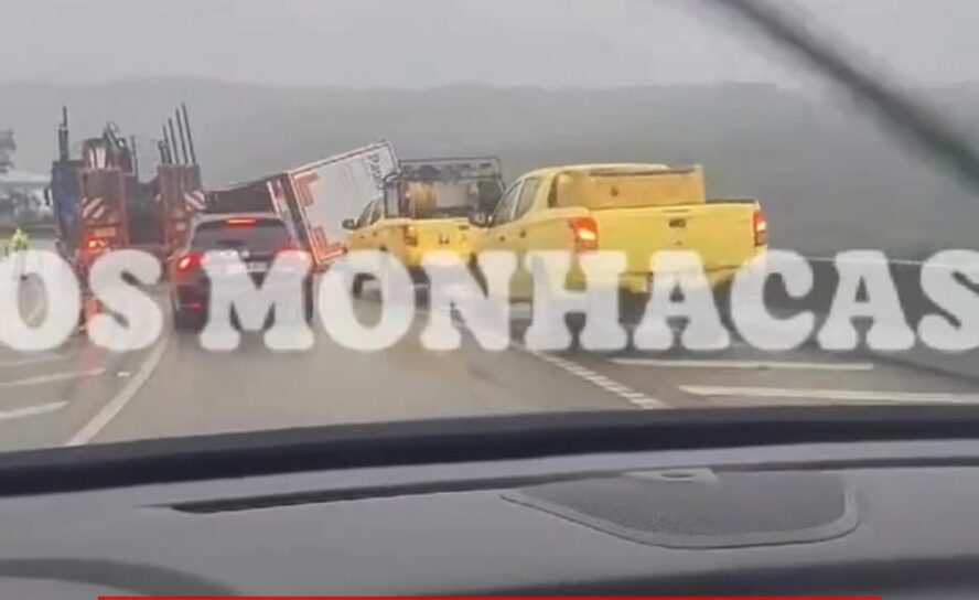 Camião Tombado no IP2 - Descida do Fratel
