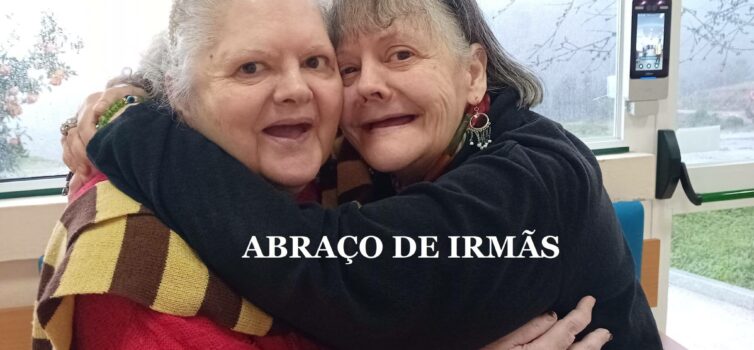 Centro Comunitário Minas da Panasqueira promove Dia do Abraço escrito à mão