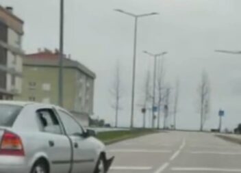 Colisão rodoviária provoca ferimentos ligeiros em menor